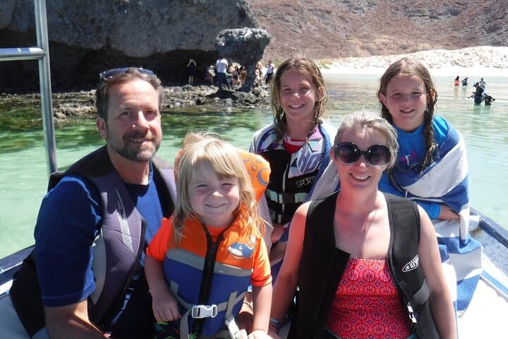 Espiritu Santo Island Sea Lions & Paddleboard Day Trip from La Paz photo 5