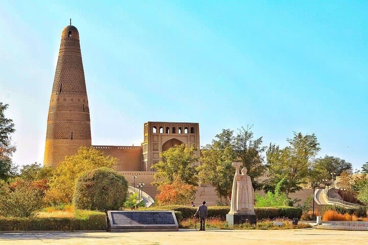 3-Day Urumqi: Heavenly Lake, Turpan, Karez & Jiaohe Ruins photo 5