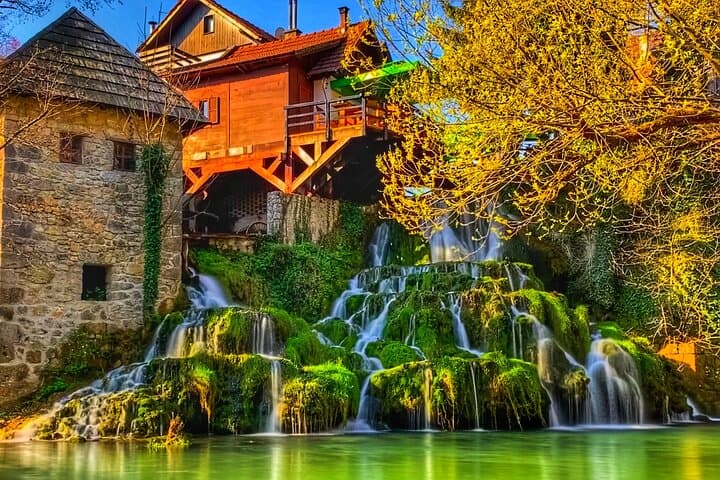 Zadar to Zagreb Private Transfer with Plitvice Lakes: One-Day Luxury Visit photo 2