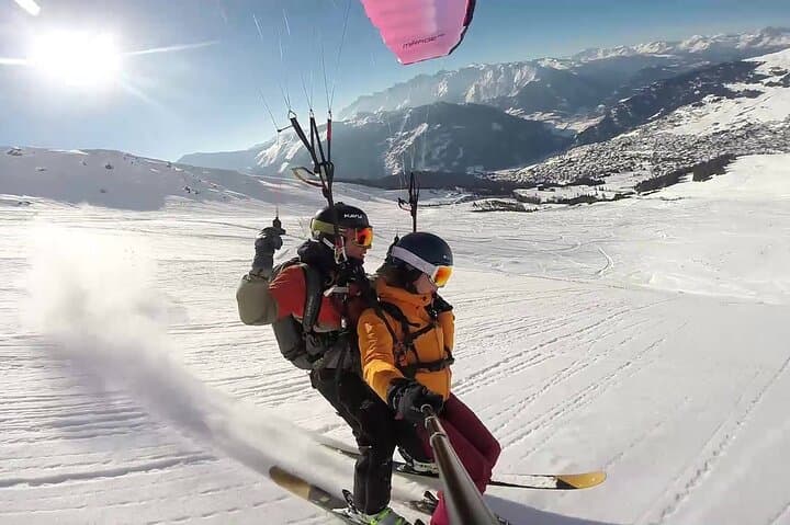 Private Speedriding Tandem in Lauterbrunnen: Tandem Speedflying & Paragliding Adventure photo 1