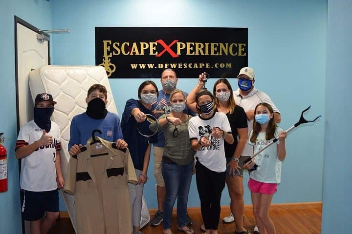 Lock Me If You Can Escape Room in Fort Worth — 60‑Minute Team Puzzle Challenge photo 1