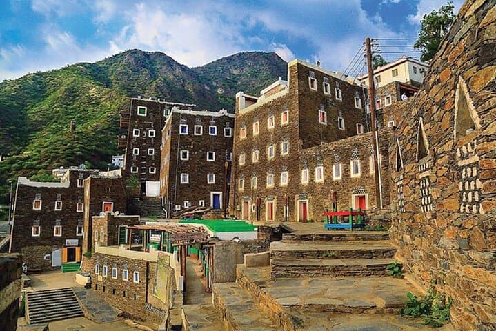 Rijal Almaa Day Tour: Explore Saudi Arabia’s Colorful Mountain Village photo 1