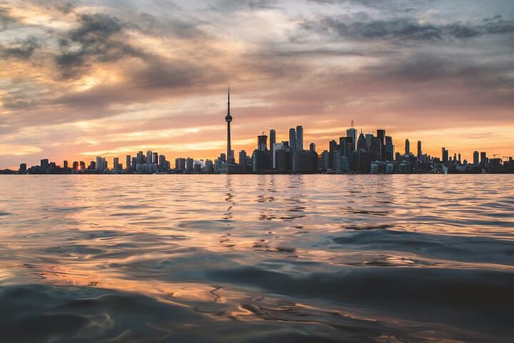 Toronto Waterfront Smartphone Audio Walking Tour — Self-Guided 4.5 km Route photo 2