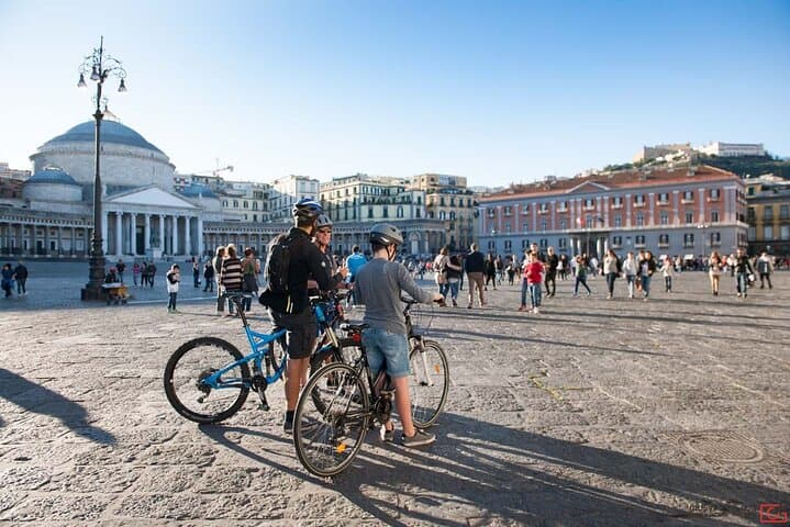 Central Naples Bike Tour: 3-Hour Guided Ride Through Historic Neapolis photo 3
