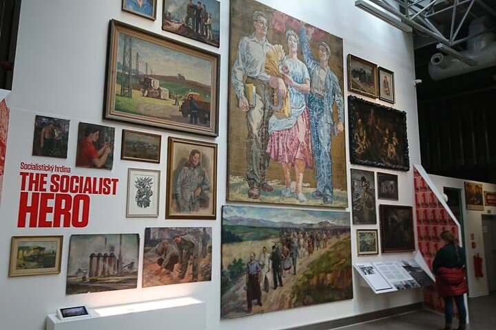 Prague Private Communism Tour: Velvet Revolution & Museum of Communism Experience photo 4