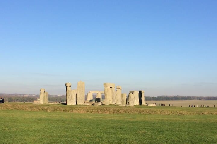 Stonehenge Private Tour: Guided Visit to the Ancient Circle from London photo 5