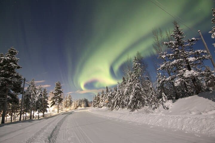 Chase the Northern Lights from Kiruna — Guided Minivan Aurora Tour photo 5