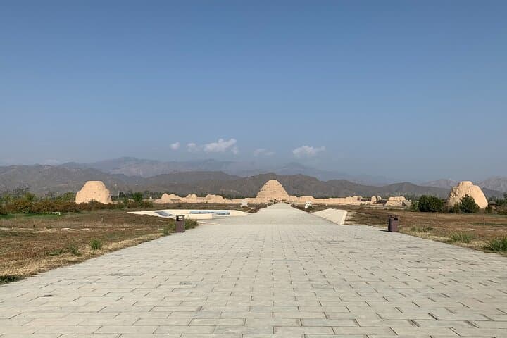 Yinchuan Private Day Tour: Western Xia Mausoleum, China Western Film Studio & Ningxia Museum