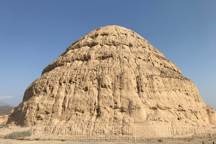 Yinchuan Private Day Tour: Western Xia Mausoleum, China Western Film Studio & Ningxia Museum photo 5