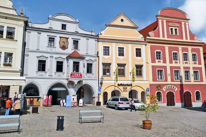 Prague to Passau Private Transfer with Cesky Krumlov Stop — Day Trip Guide photo 4