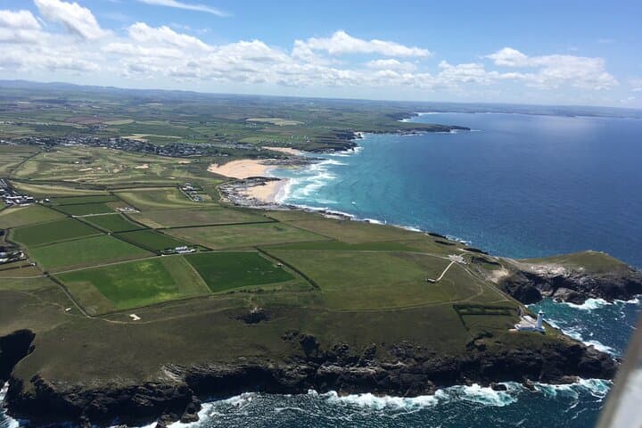 Cornish Coastline Motorglider: 45-Min Scenic Flight from Newquay