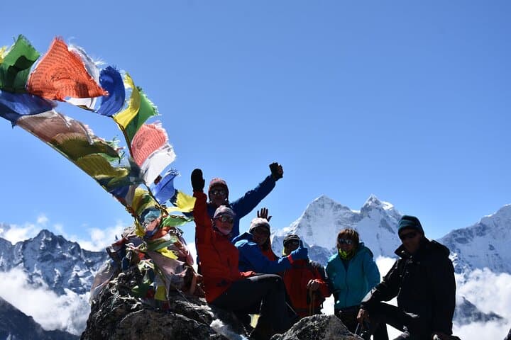 Everest Base Camp Trek: 14-Day Trek to Kala Patthar & Sherpa Villages photo 2