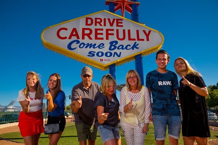 Private Las Vegas Strip Walking Tour with Professional Photographer photo 5