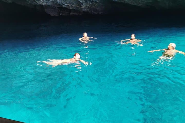 Full-Day Amalfi & Positano Boat Tour from Sorrento — Stops, Tips & What to Expect photo 3