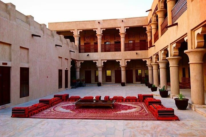 Dubai Old Town Cultural Tour and Lunch with Locals photo 3