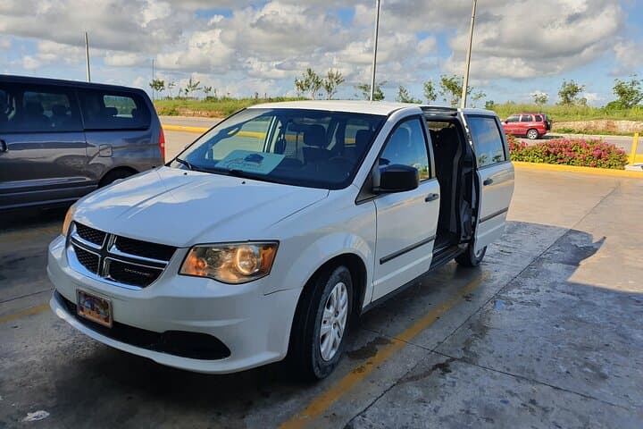 Private Airport Transfers & Exclusive Excursions — Santo Domingo and Beyond photo 4