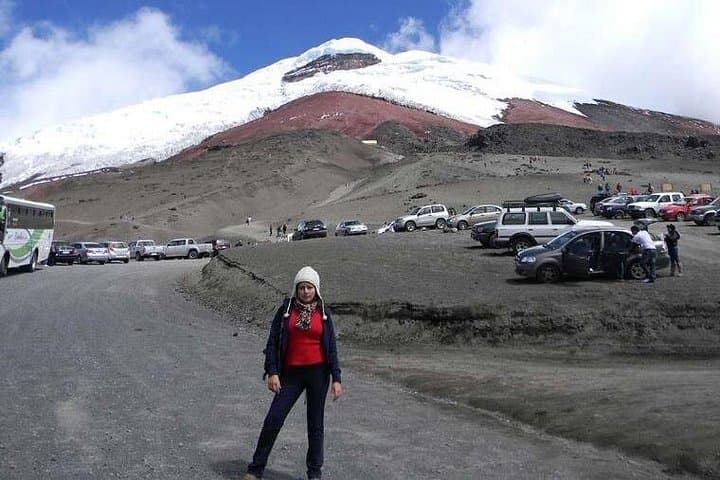 Hike Cotopaxi: Limpiopungo Lagoon and José Rivas Refuge Day Tour photo 4