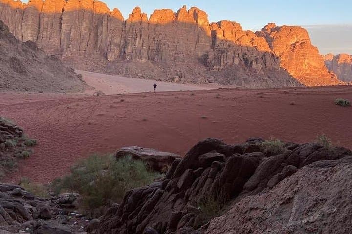 Tabuk Day Tour — Al-Zeeta Mountains, Magha'er Shuaib & Ras Alsheikh Hamid
