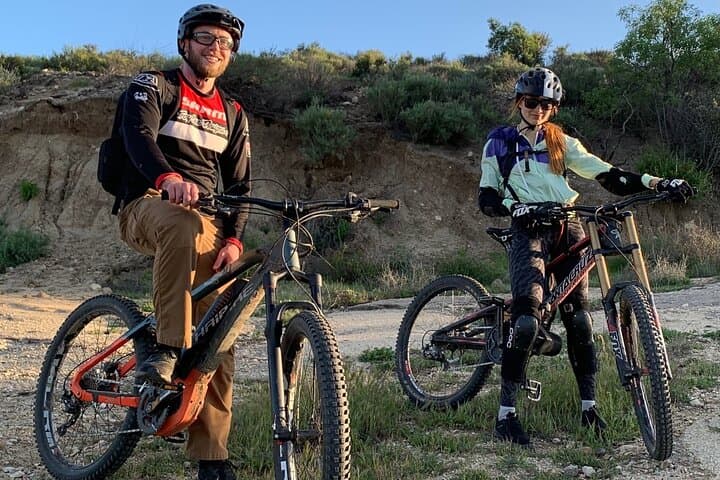 Electric MTB on Los Pinetos: The Beast Viper Trail Tour in Newhall photo 3