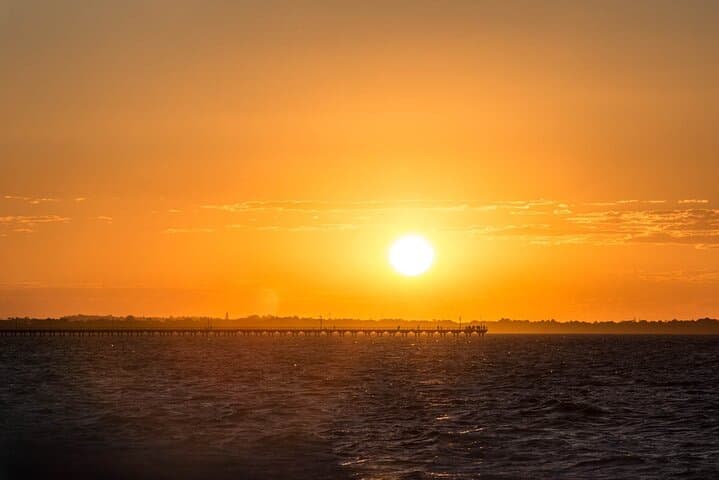 Sunset Twilight Cruise Hervey Bay: Champagne, Dolphins & Sandy Straits Views photo 2