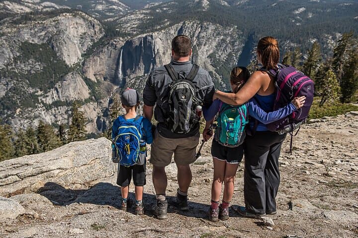Private Family Hike in Yosemite: Half-Day Guided Walks for Beginners