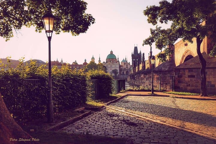 prague-private-luxury-wine-and-chocolate-tasting-tour photo 6