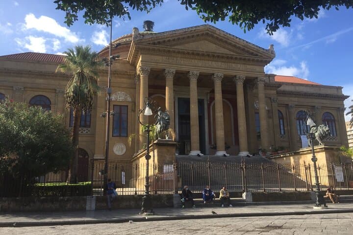Markets and Monuments: Walking Tour of Palermo's Historic Center photo 4