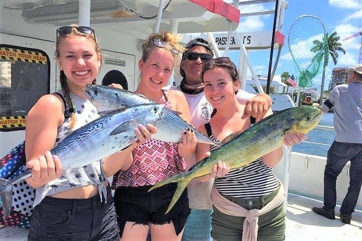 Fort Lauderdale Reef Bottom Fishing: 4-Hour Charters for Day and Night Anglers photo 2
