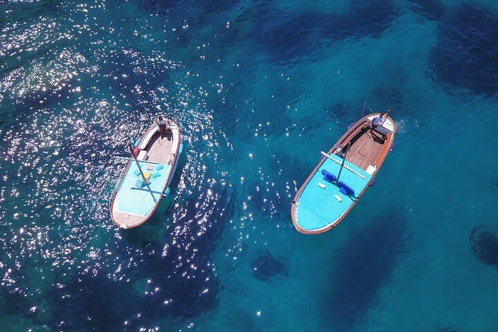 Capri 3-Hour Coastal Boat Tour: Faraglioni, Grottos & Snorkeling photo 3