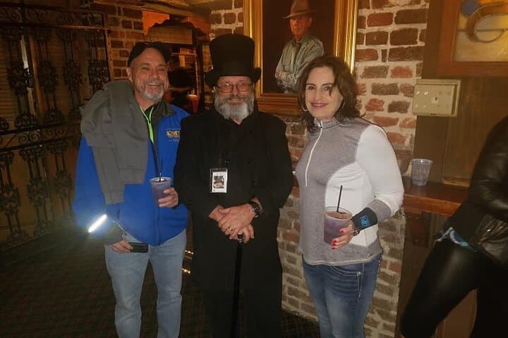 Haunted Savannah Pub Crawl: Ghost Stories & Historic Squares After Dark photo 5