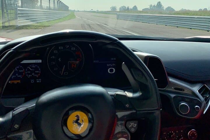 Ferrari 458 Spider Road Test Drive in Maranello — Supercar Driving Experience photo 4