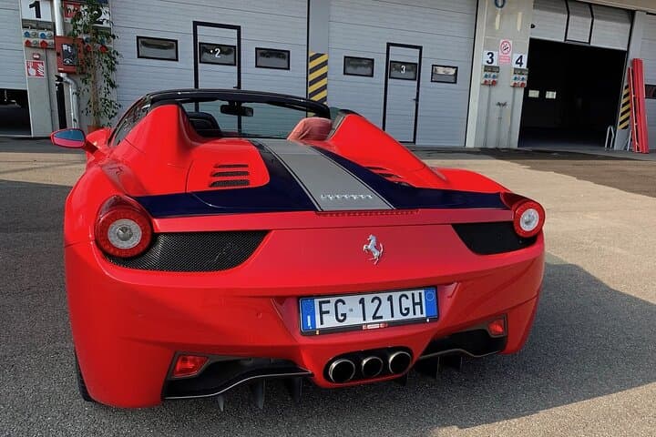 Ferrari 458 Spider Road Test Drive in Maranello — Supercar Driving Experience photo 5