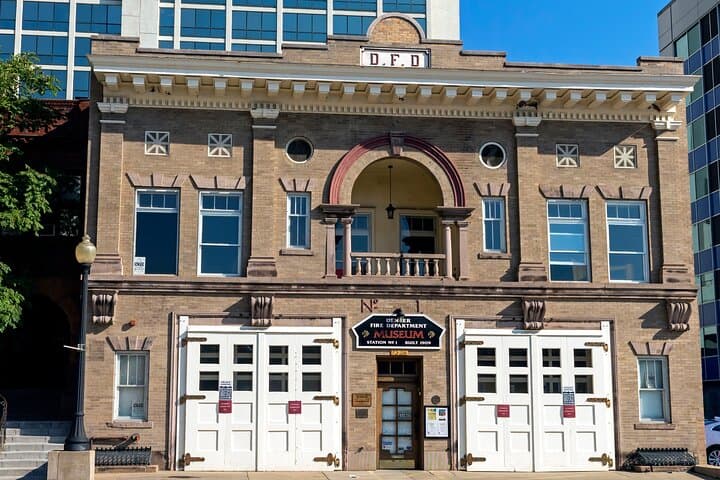 Denver's Golden Treasure Scavenger Hunt — Self-Guided City Adventure photo 2