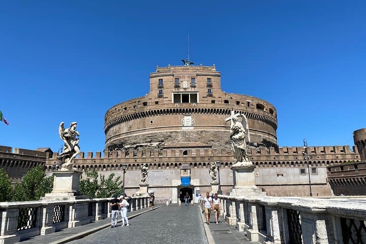 Castel Sant'Angelo Skip-the-Line: Hadrian's Fortress, Papal Apartments & Terrace Views