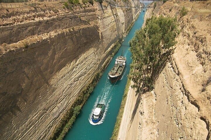 2-Day Private Peloponnese Tour: Kalavryta Railway, Caves & Nemea photo 3