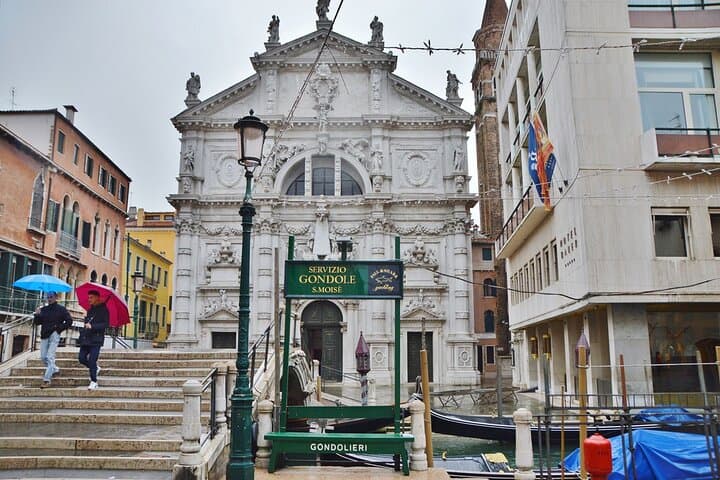 Deep into Venice: Morning Walking Tour and Shared Gondola Ride from St. Mark's Square photo 6