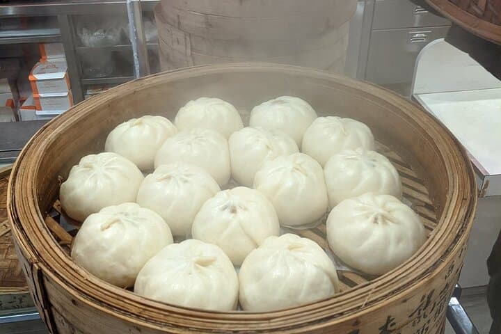 A Wok Around Chinatown: Vancouver Culinary & Cultural Walking Tour photo 3