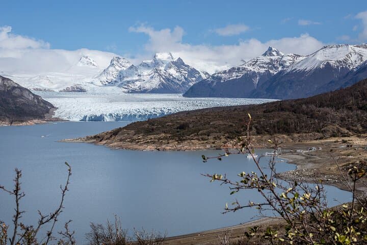 Private Perito Moreno Experience: Nautical Safari, Catwalks & Canal de los Témpanos Lunch photo 4