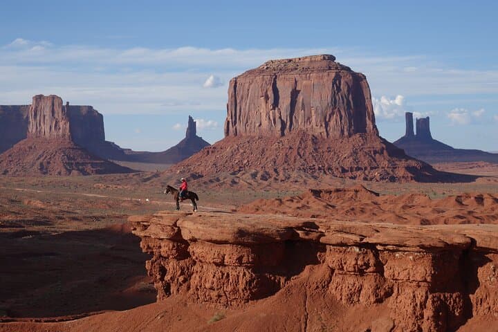 Monument Valley Hogan Overnight Experience: A Navajo Cultural Immersion Under Desert Stars photo 3