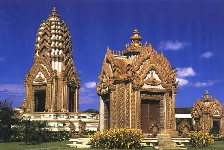 Huay Yang Waterfall & Singkorn Border Market: Full-Day Private Tour from Hua Hin photo 6