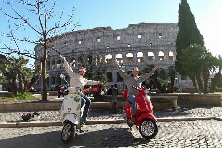 Ride Rome: 48-Hour Vespa Primavera Rental from the Colosseum photo 4