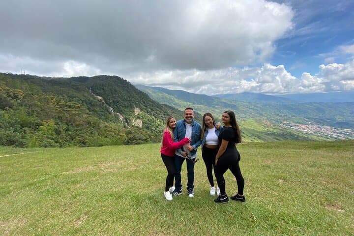 Paragliding Cocorná: Private Flight from Medellín Over Waterfalls photo 2