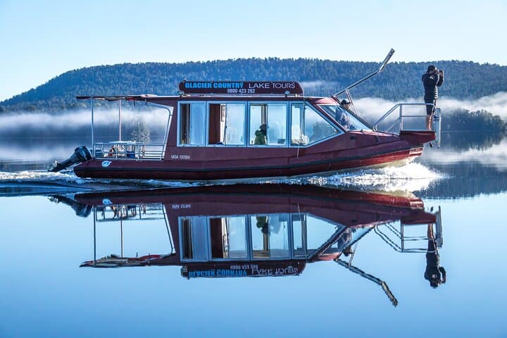 Lake Mapourika Scenic Cruise: 2-Hour Wildlife & Alpine Reflection Tour photo 4