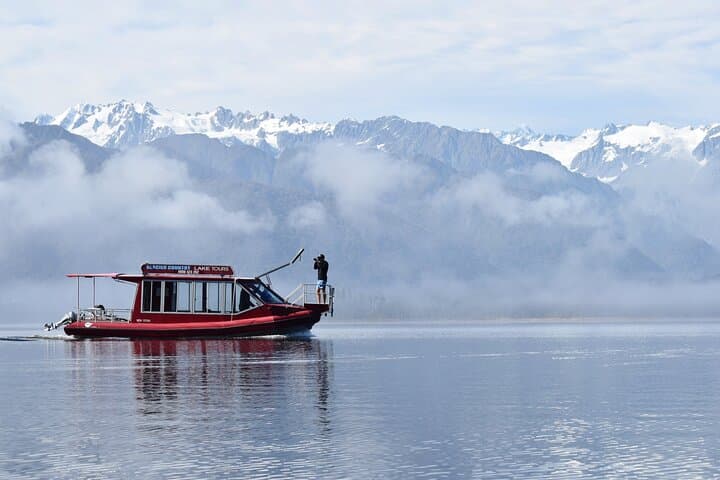 Lake Mapourika Scenic Cruise: 2-Hour Wildlife & Alpine Reflection Tour photo 6