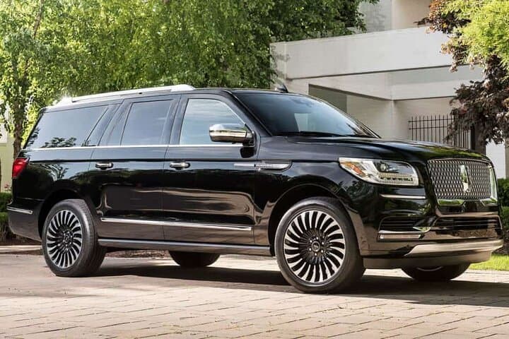 VIP Private Arrival Transfer from Buffalo Airport to Niagara Falls, Ontario