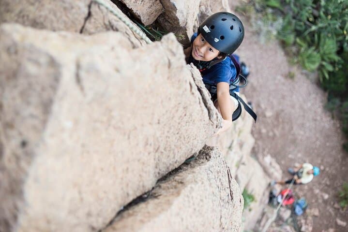 Beginner Rock Climbing in Sierra Calderona: Valencia’s Sea-View Crags photo 5