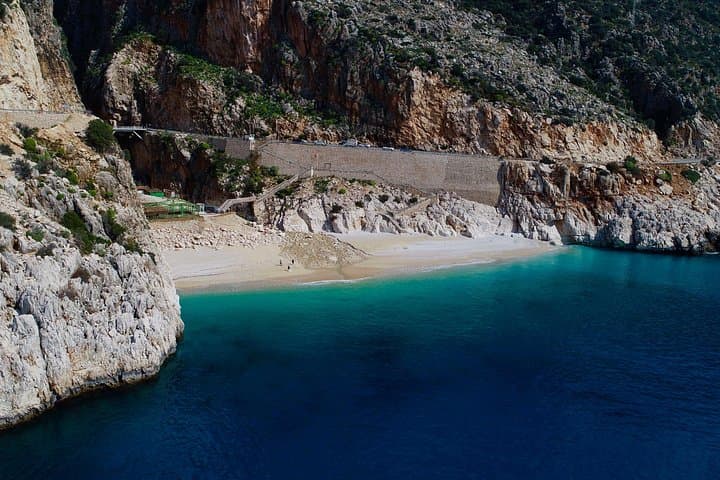 Private Boat Tour to Kaputas Beach and the Blue Cave — Kaş Day Cruise photo 4