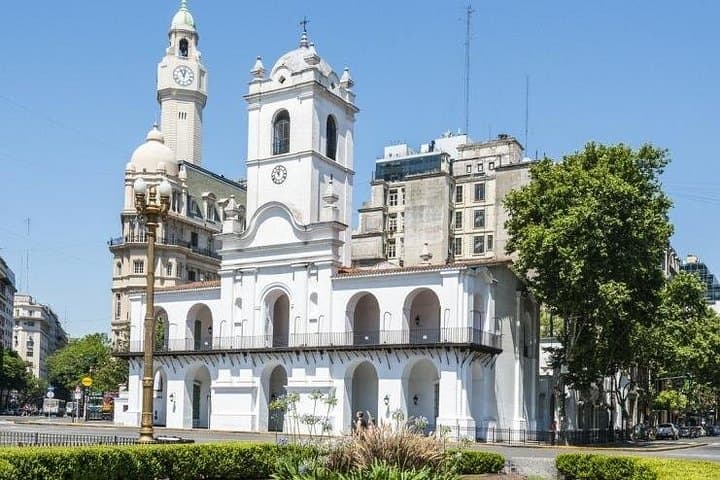 Buenos Aires Classic City Tour: Plaza de Mayo, San Telmo & La Boca Highlights photo 1