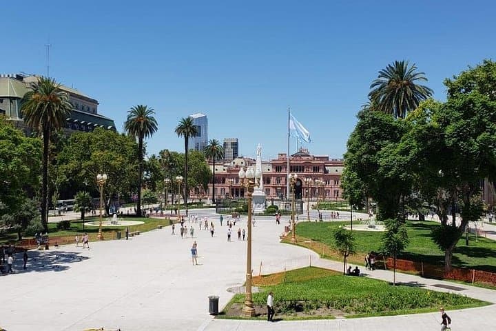 Buenos Aires Classic City Tour: Plaza de Mayo, San Telmo & La Boca Highlights photo 2