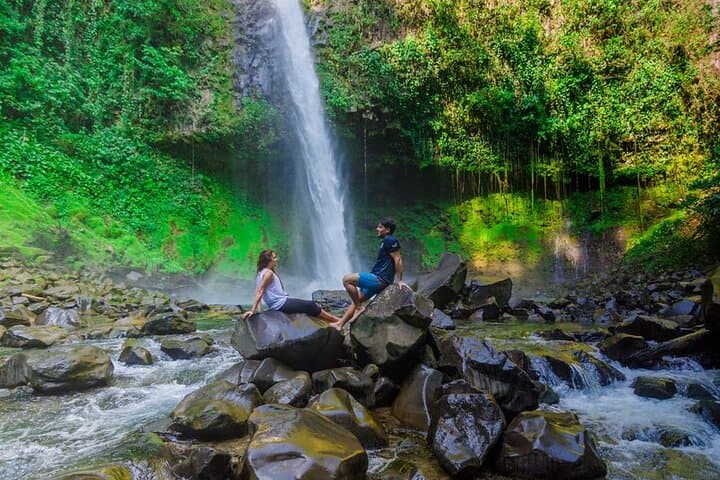 Horseback Riding at Arenal Foothills and La Fortuna Waterfall photo 4